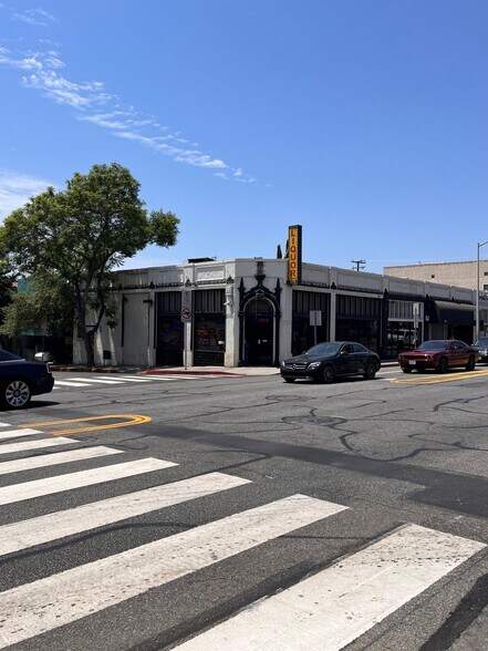 More Photos Of 7950-7958 Fountain Ave, West Hollywood Storefront Retail Office For Sale
