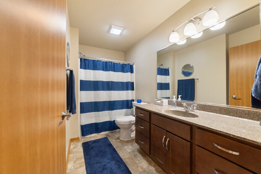 More Photos Of 4868 Innovation Dr, Deforest Apartments For Sale