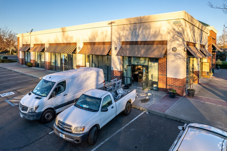 More Photos Of 2151 Cowell Blvd, Davis General Retail For Lease