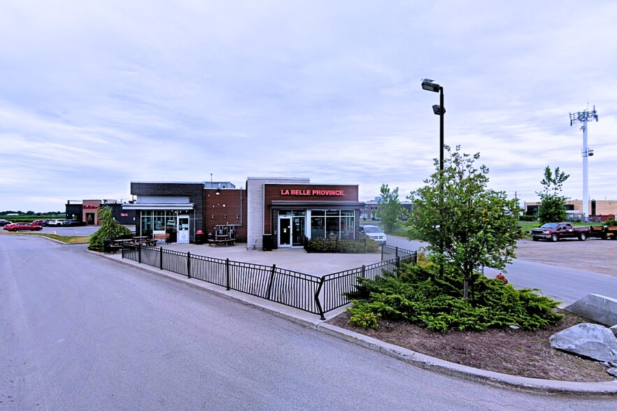 More Photos Of , Repentigny Unknown For Sale