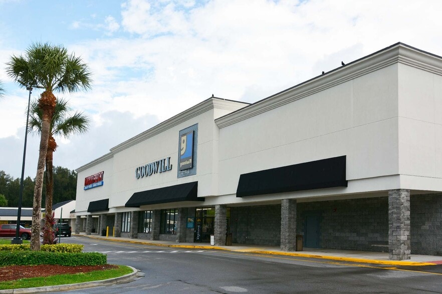 More Photos Of 1153-1155 Malabar Rd NE, Palm Bay Unknown For Lease