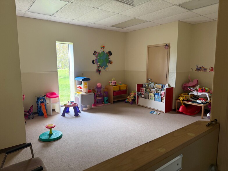 More Photos Of 201 Forrest St, Baytown Specialty For Sale