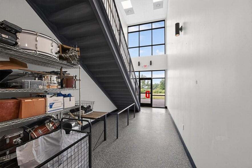 More Photos Of 1 Industrial Dr, Windham Schools For Sale