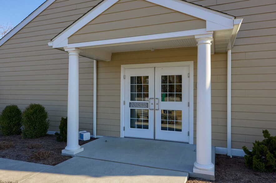 More Photos Of 121 Walnut Hill Rd, Millersville Religious Facility For Sale