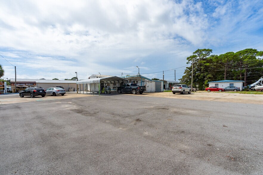 More Photos Of 60 Beal Pky SW, Fort Walton Beach Land For Lease