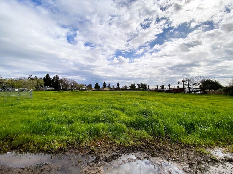 More Photos Of 1798 Blossom Ave, Fairfield Land For Sale
