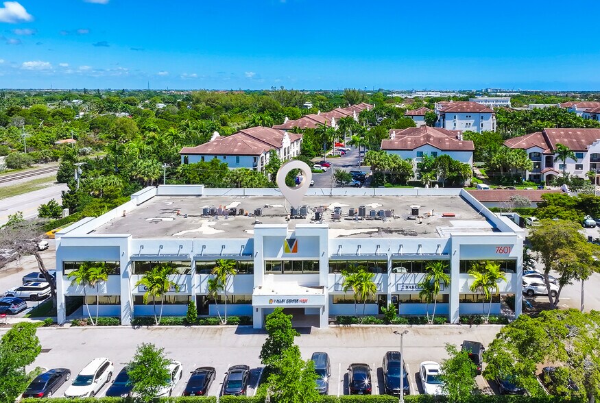 More Photos Of 7601 N Federal Hwy, Boca Raton Office For Lease