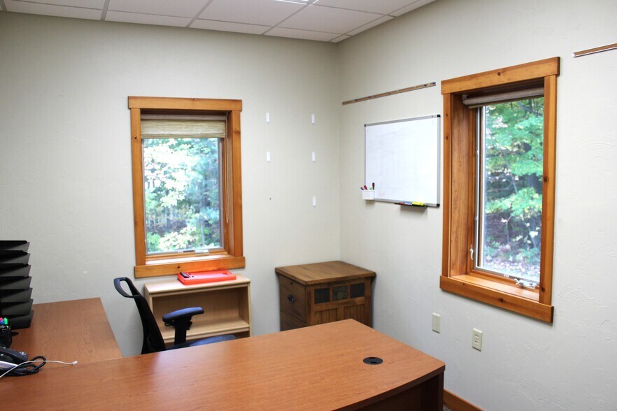 More Photos Of 9559 Bolger Lake Rd, Minocqua Office For Sale