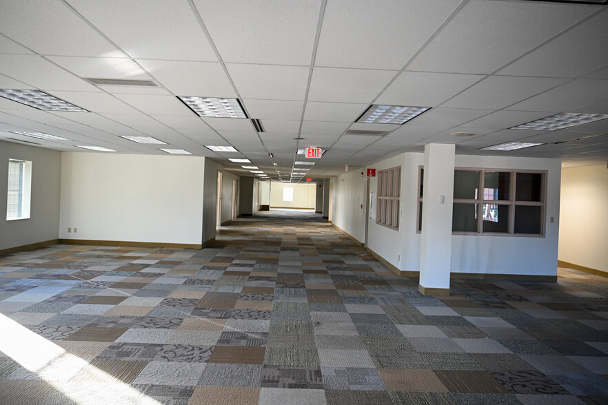 More Photos Of 24650 Center Ridge Rd, Westlake Office For Sale