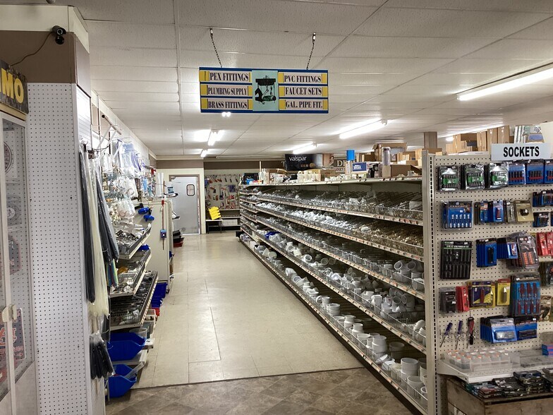 More Photos Of 7811 Main, Dozier Freestanding For Sale