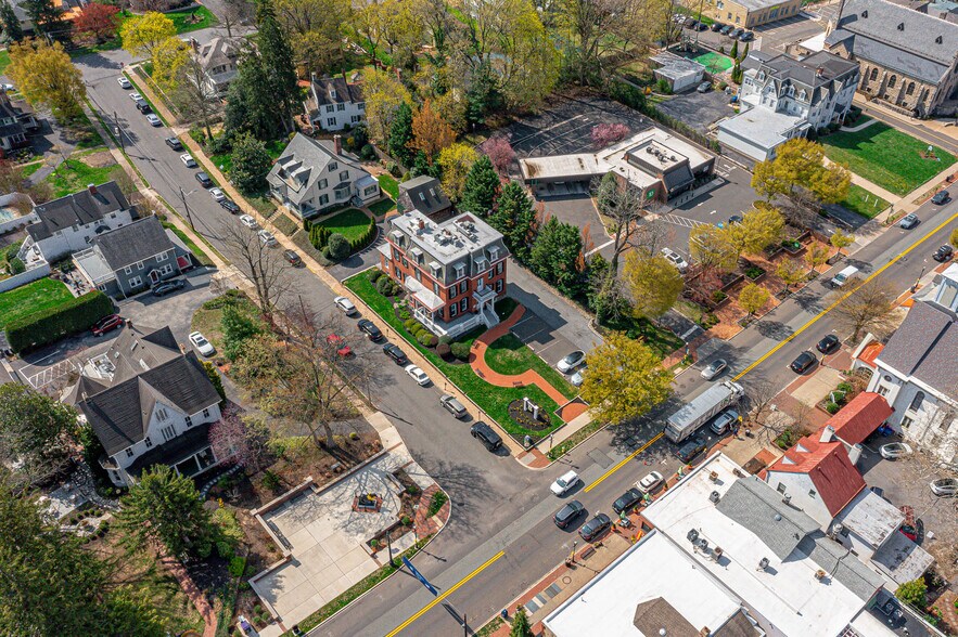 More Photos Of 10 W Main St, Moorestown Office For Sale