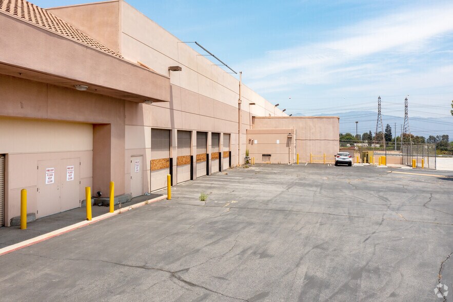 More Photos Of 1345 N Montebello Blvd, Montebello Freestanding For Lease