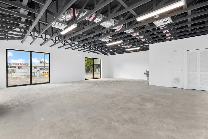 More Photos Of 159 NE 54th St, Miami Freestanding For Lease