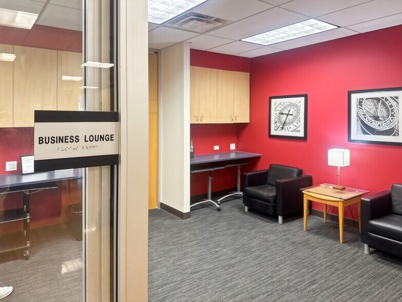 More Photos Of 100 Chesterfield Business Pky, Chesterfield Coworking Space