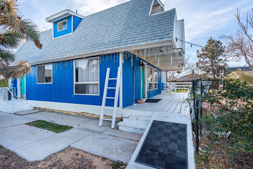 More Photos Of 43254 52nd St W, Lancaster Apartments For Sale