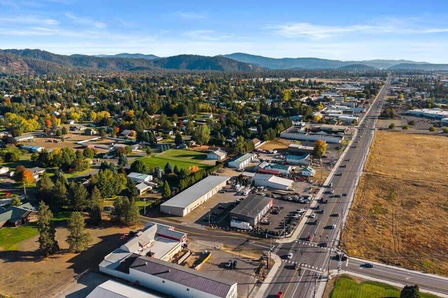 More Photos Of 80 E Wilbur Ave, Coeur d'Alene Service For Lease