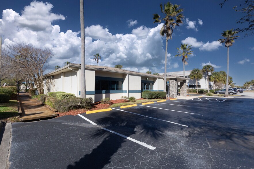 More Photos Of 2344 3rd St, Jacksonville Beach Medical For Sale