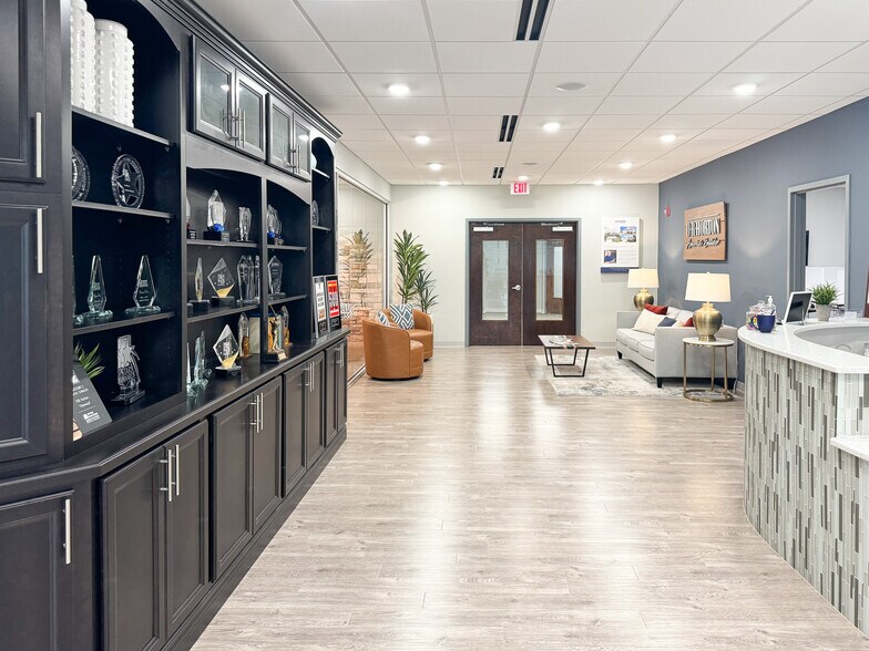 More Photos Of 7208 Falls of Neuse Rd, Raleigh Office For Lease