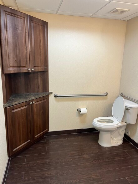 More Photos Of 5781 NW 15th St, Margate Warehouse For Sale