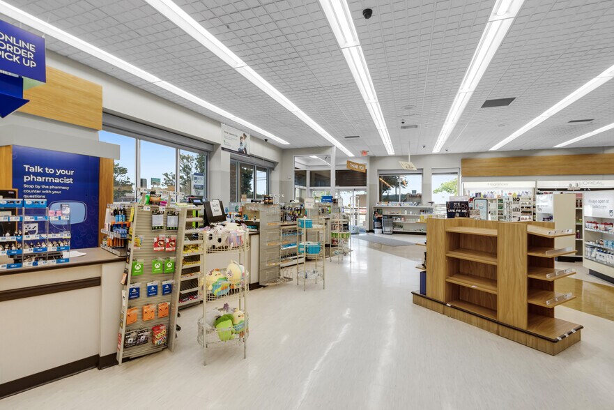 More Photos Of 1781 Stefko Blvd, Bethlehem Drugstore For Lease