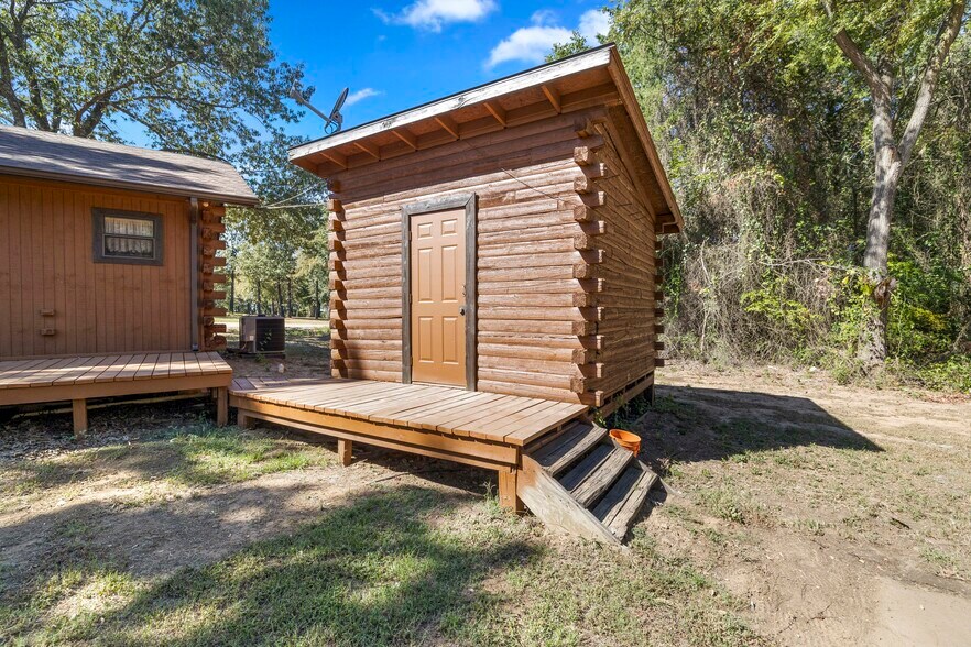 More Photos Of 1620 N FM 17, Alba Land For Sale