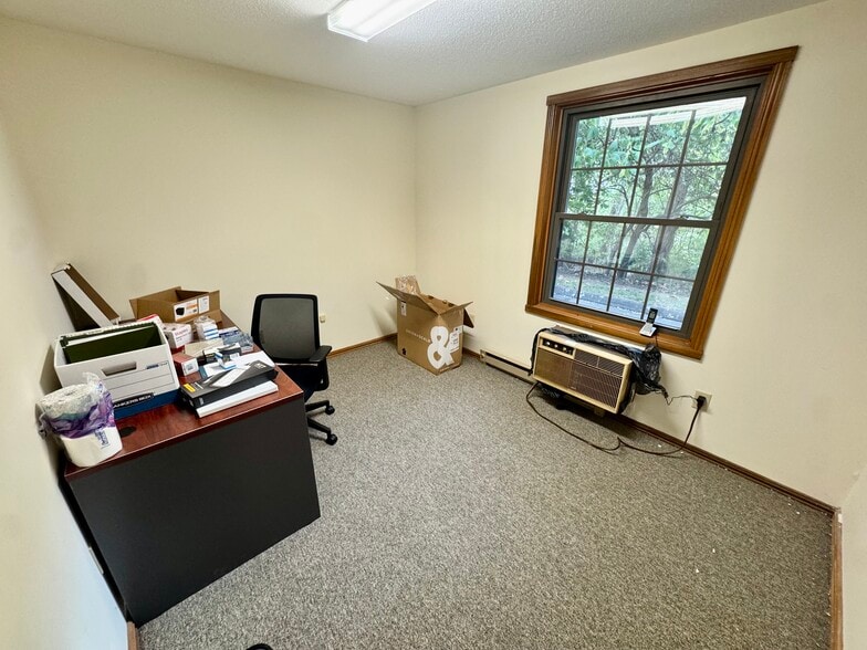 More Photos Of 24 West Rd, Ellington Apartments For Sale