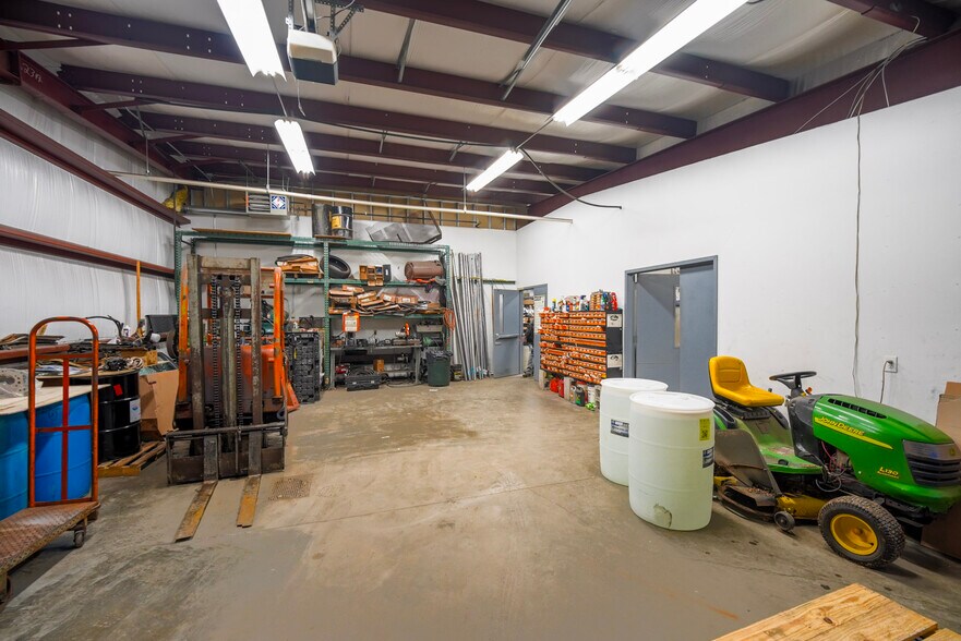 More Photos Of 193 Dix Ave, Glens Falls Freestanding For Sale