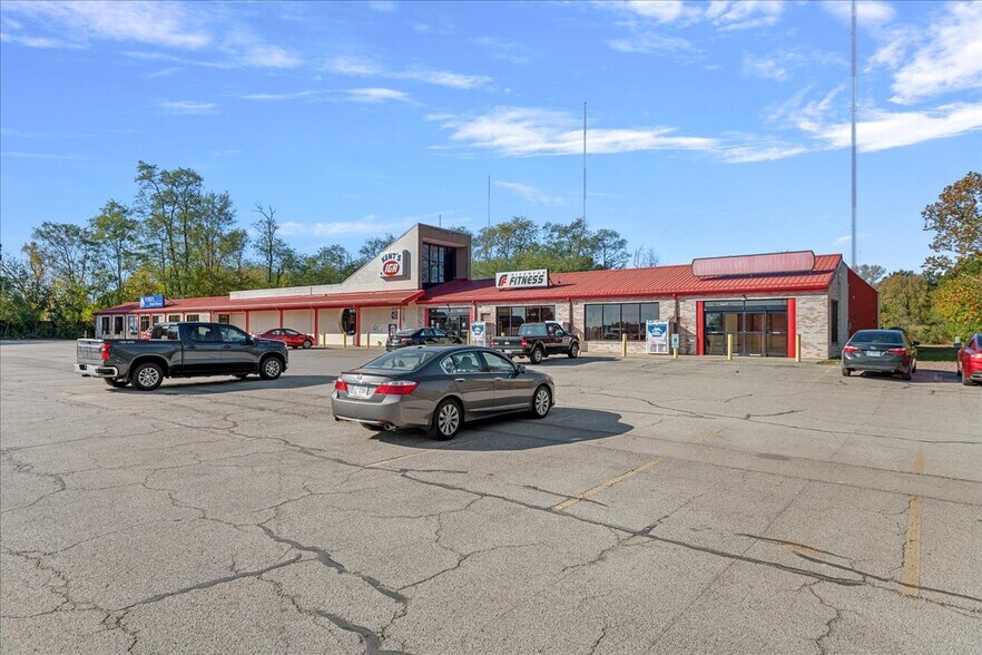 More Photos Of 1275-1281 N 7th St, Riverton General Retail For Sale