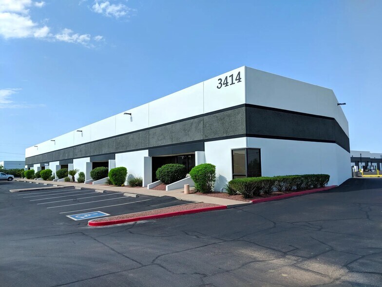 More Photos Of 3414 S 48th St, Phoenix Warehouse For Lease