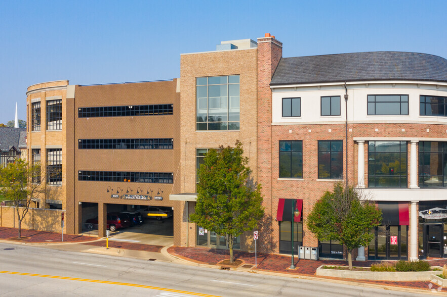 Primary Photo Of 100 Illinois St, St Charles Coworking Space