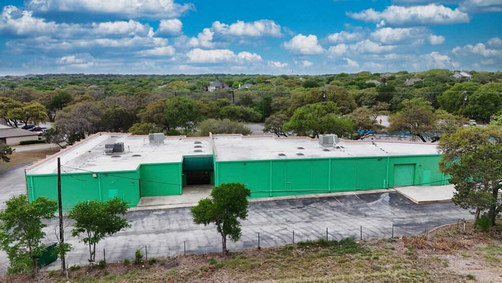 More Photos Of 16410 Blanco Rd, San Antonio Office For Sale