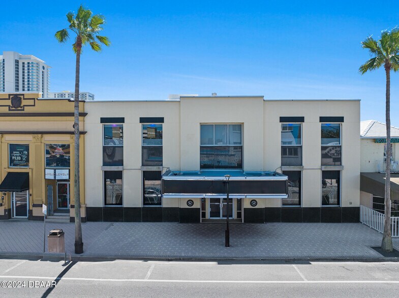 More Photos Of 546 Seabreeze Blvd, Daytona Beach Bar For Lease