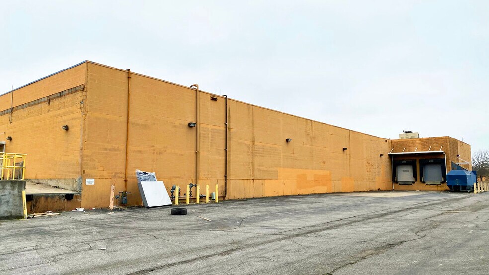 More Photos Of 6756-6760 Winchester Rd, Memphis Storefront For Sale