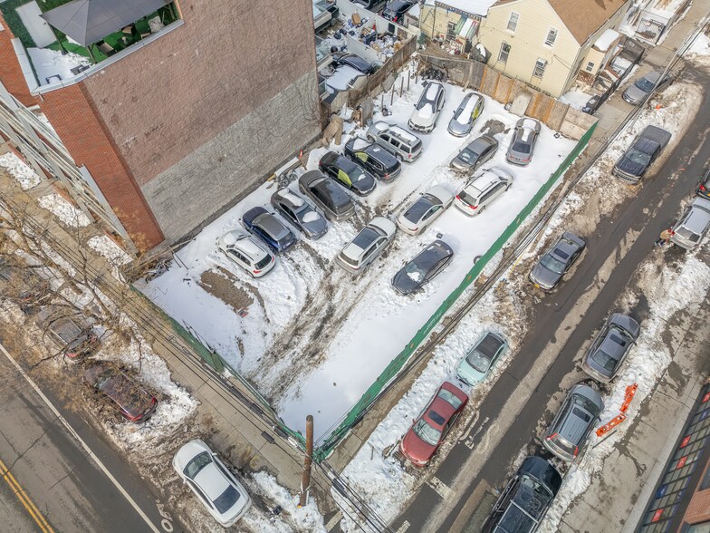 More Photos Of 2-21 27th Ave, Long Island City Land For Sale