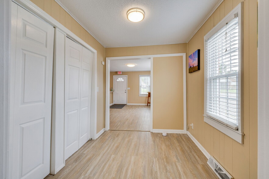 More Photos Of 1119 N Main Ave, Erwin Medical For Lease