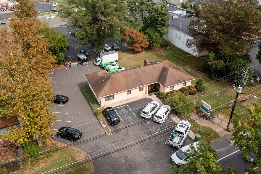 More Photos Of 901 Old Marlton Pike W, Marlton Medical For Sale
