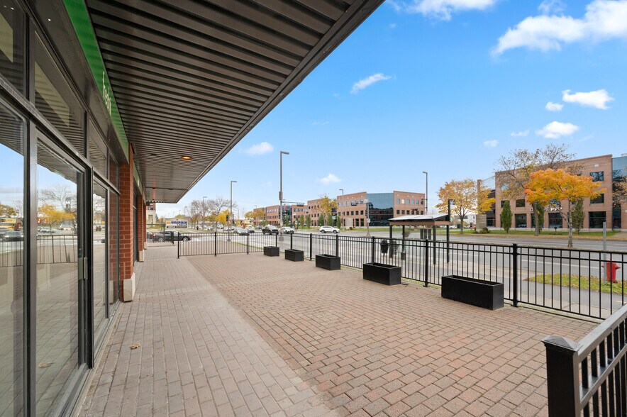 More Photos Of 1170 Boul Lebourgneuf, Québec Office For Lease