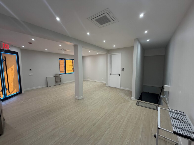 More Photos Of 12-36 31st Dr, Long Island City Storefront Retail Residential For Lease