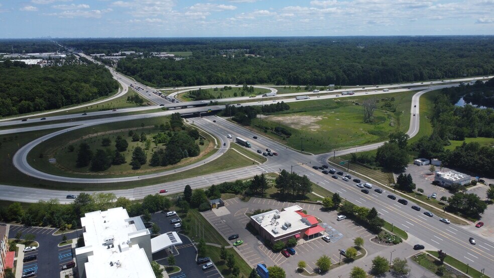 More Photos Of 41190 Ford Rd, Canton Restaurant For Lease