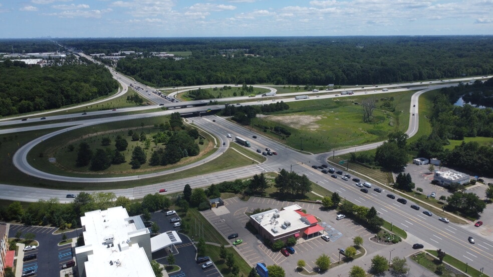 More Photos Of 41190 Ford Rd, Canton Township Restaurant For Lease