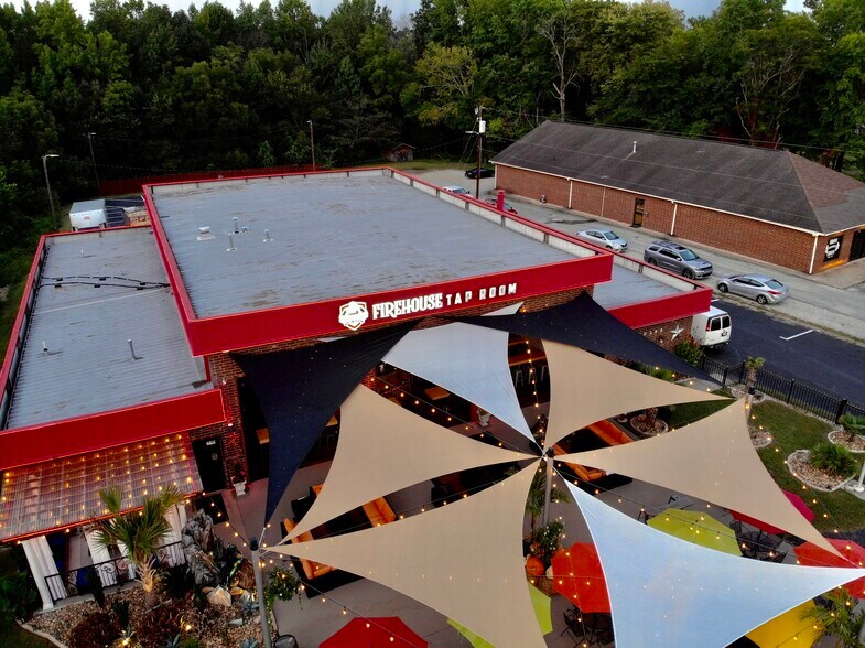 More Photos Of 10146 N Main St, Archdale Bar For Sale