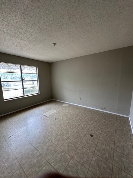More Photos Of 4329 N Flores St, Edinburg Apartments For Sale