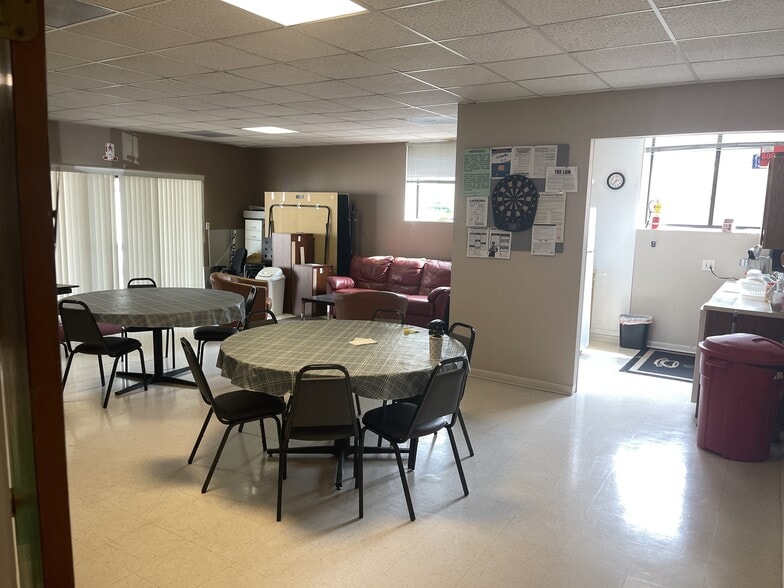 More Photos Of 707-717 N Iowa Ave, Villa Park Office For Sale