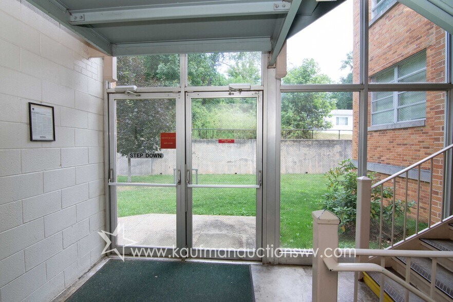 More Photos Of 100 Bluestone Rd, Mount Hope Research And Development For Sale