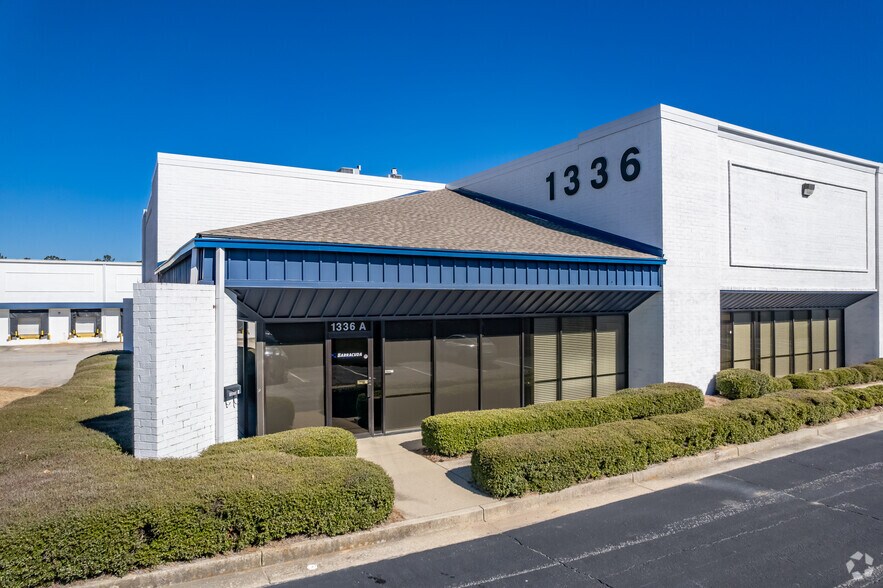 More Photos Of 1336 Citizens Pky, Morrow Light Distribution For Lease