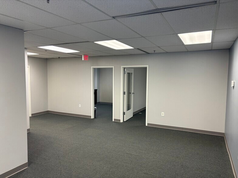 More Photos Of 1893 Metro Center Dr, Reston Office For Lease