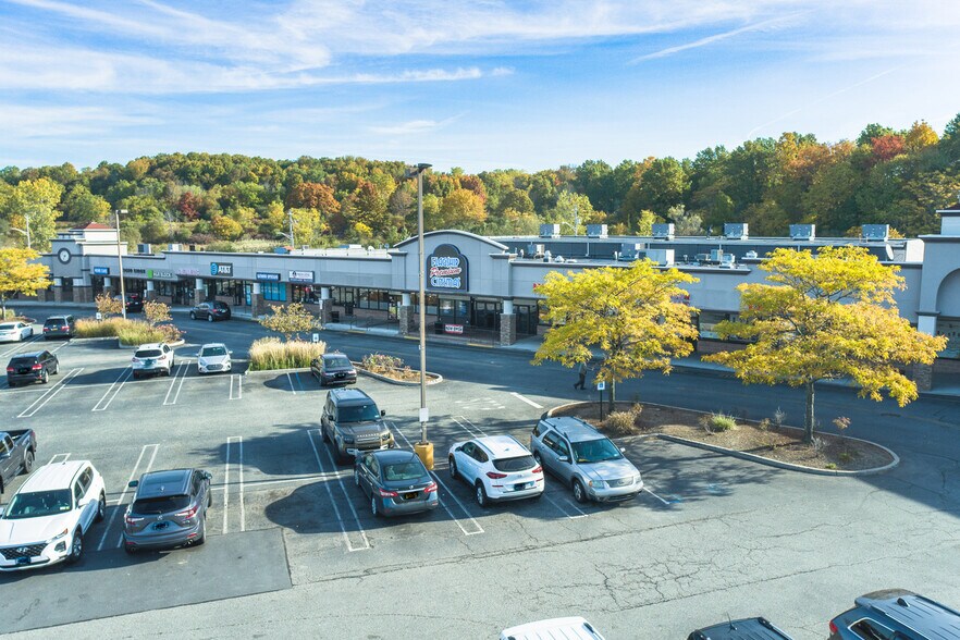 More Photos Of 78 Brookside Ave, Chester Unknown For Lease