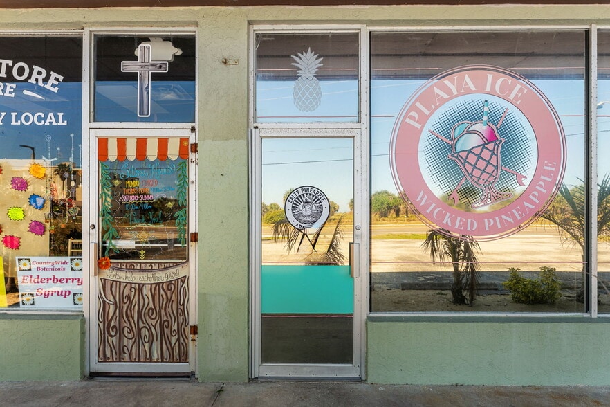 More Photos Of 1592 Jimmy Buffet Mem Hwy, Satellite Beach Office Residential For Sale