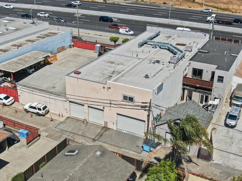 More Photos Of 917 N Amphlett Blvd, San Mateo Warehouse For Sale