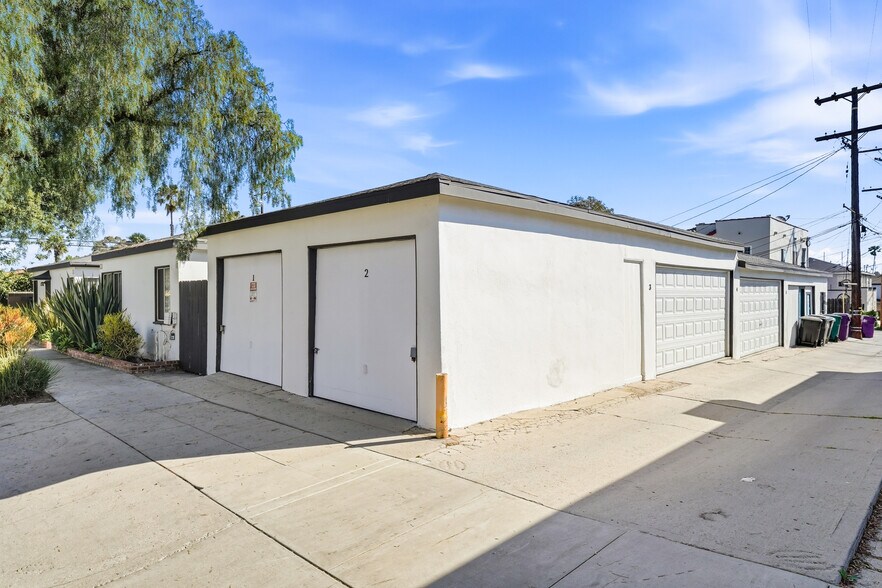 More Photos Of 924 Termino Ave, Long Beach Apartments For Sale